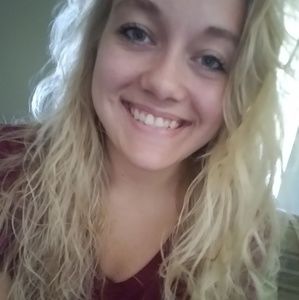 Meet your Posher, Mikayla